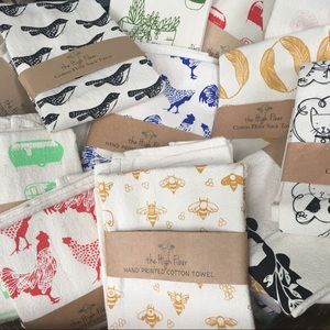 🌸NEW🌸Bundle Deal! You choose! 2 towels for $28🌸